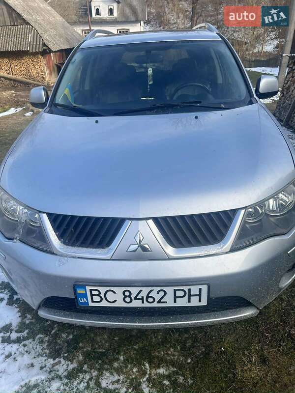 Mitsubishi Outlander (2006)