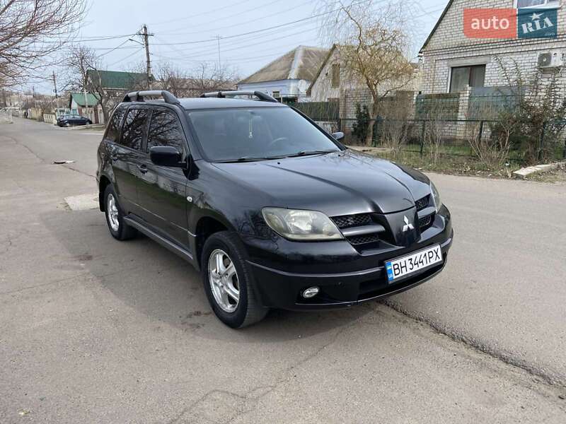Mitsubishi Outlander (2003)