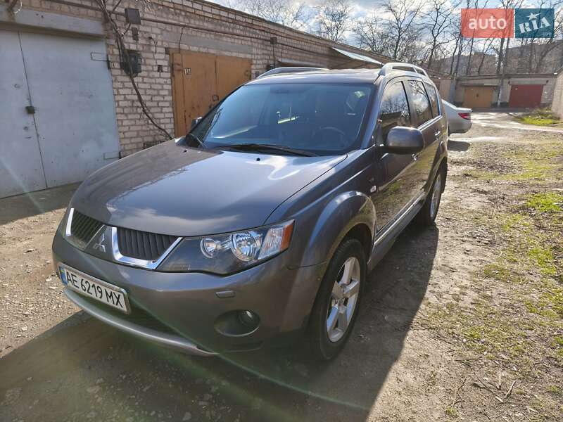 Mitsubishi Outlander (2009)