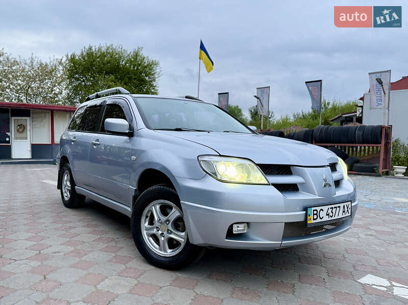 Mitsubishi Outlander (2003)