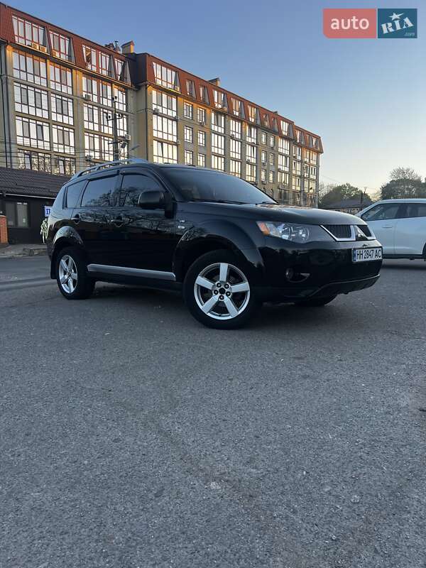 Mitsubishi Outlander (2007)