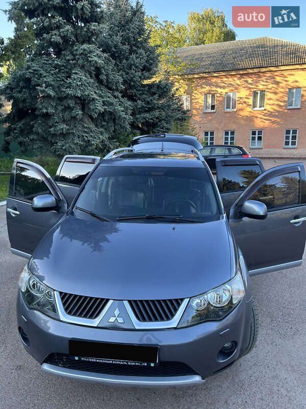 Mitsubishi Outlander (2008)