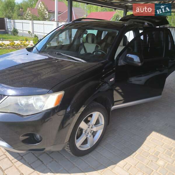 Mitsubishi Outlander (2008)