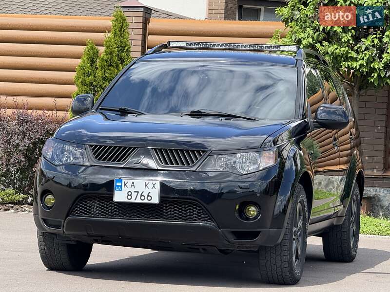 Mitsubishi Outlander (2008)
