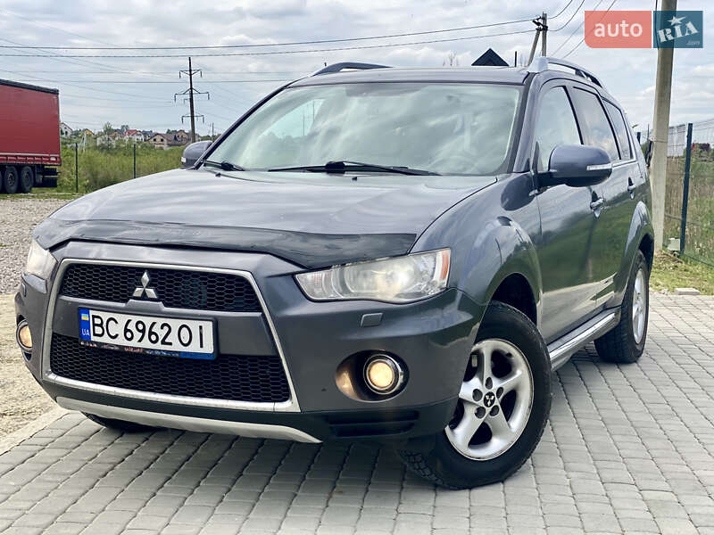 Mitsubishi Outlander (2010)