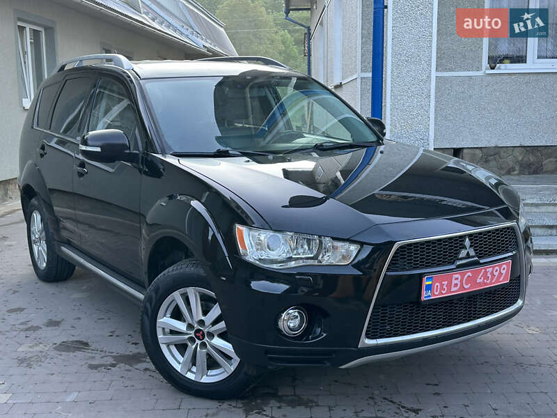 Mitsubishi Outlander (2010)