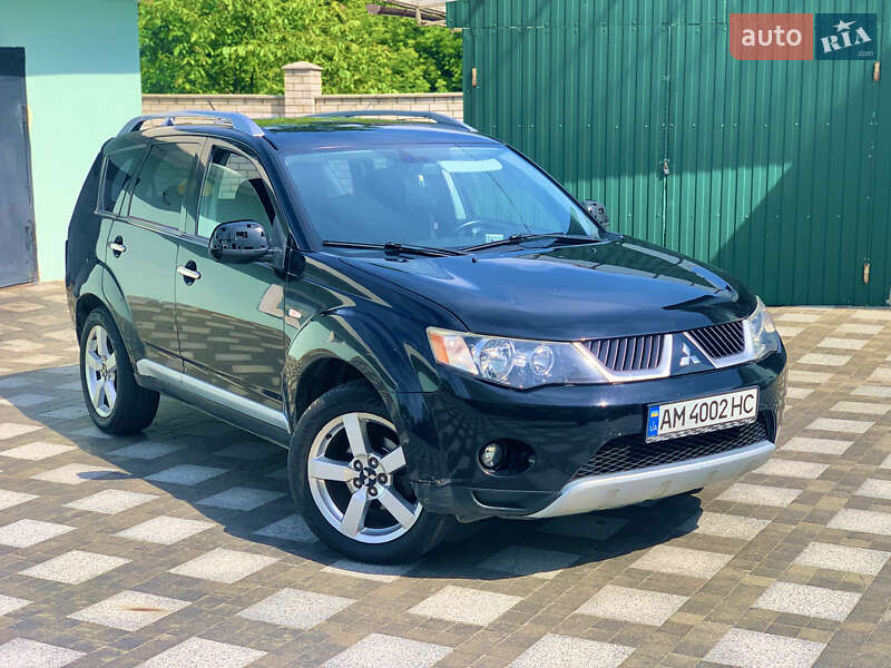 Mitsubishi Outlander (2008)