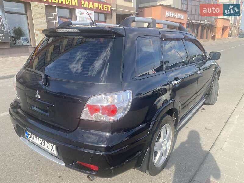 Mitsubishi Outlander (2008)