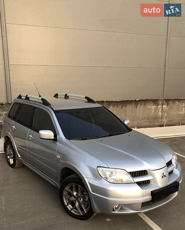 Mitsubishi Outlander (2008)