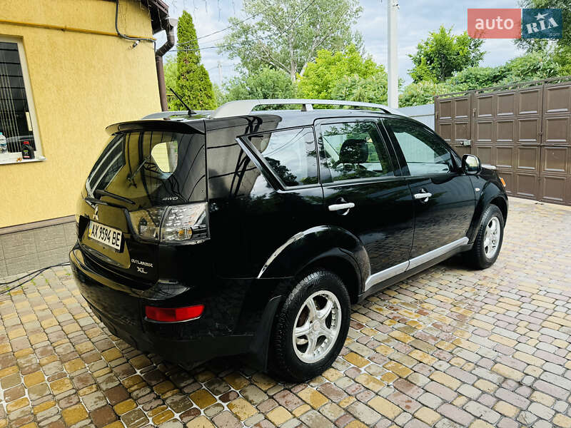 Mitsubishi Outlander (2008)