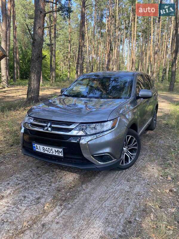 Mitsubishi Outlander (2018)