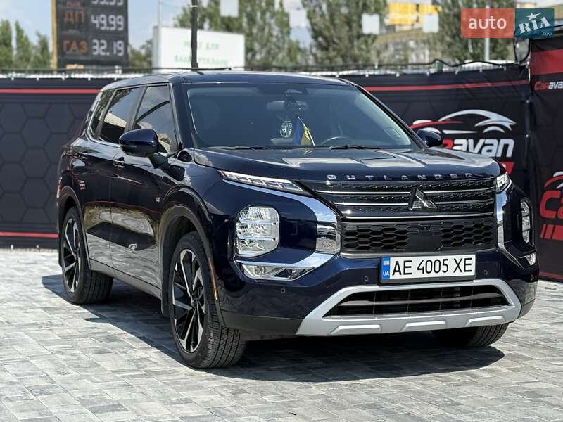 Mitsubishi Outlander (2021)