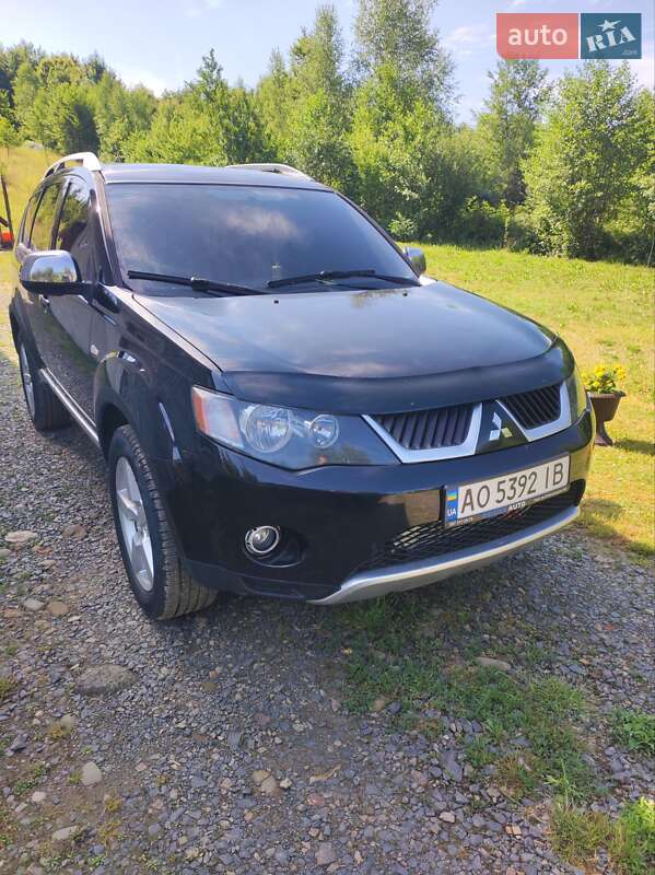 Mitsubishi Outlander (2006)