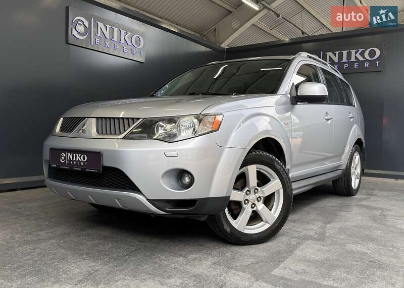 Mitsubishi Outlander (2008)