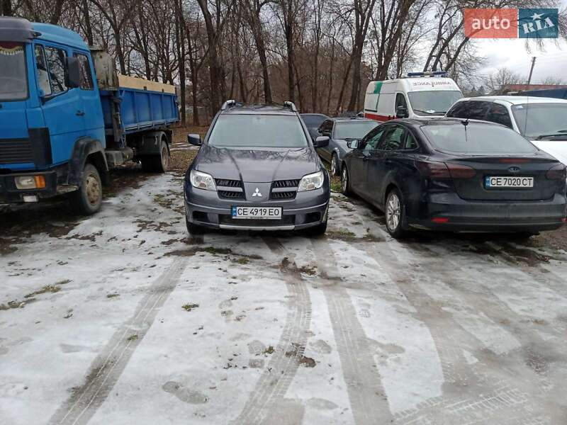 Mitsubishi Outlander (2008)