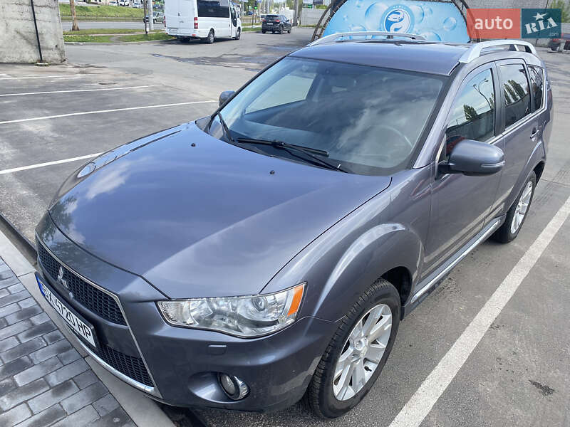 Mitsubishi Outlander (2009)