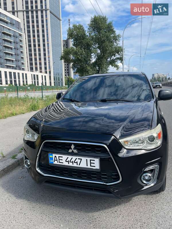 Mitsubishi Outlander (2014)