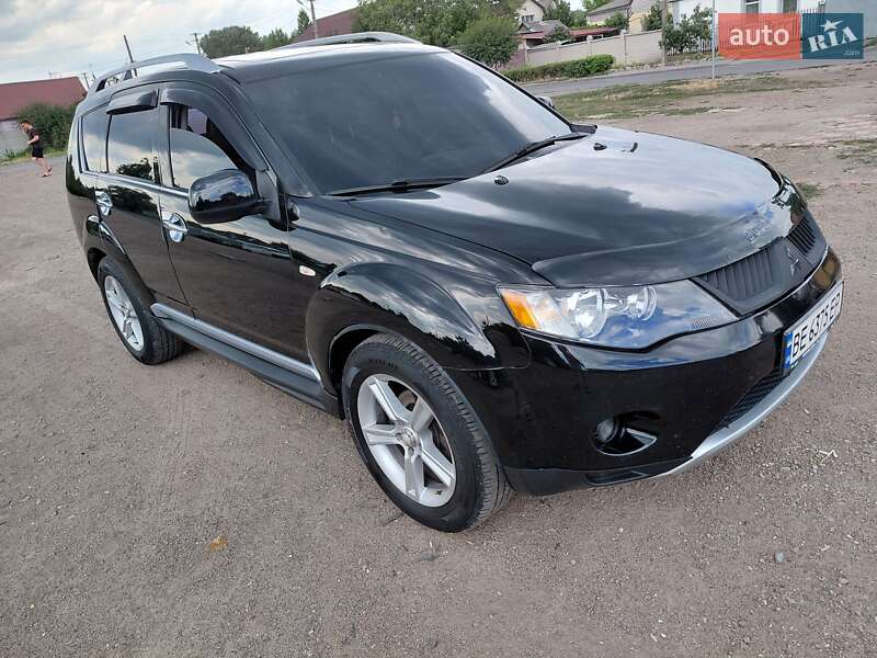 Mitsubishi Outlander (2009)