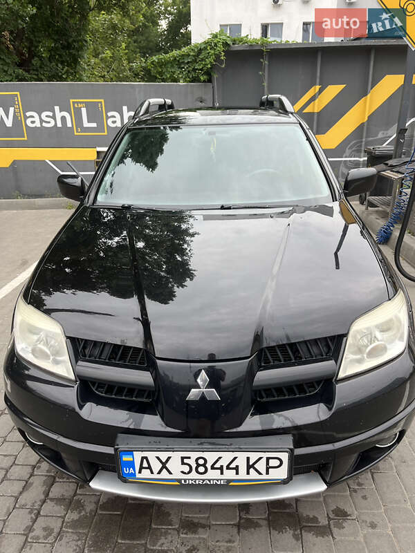 Mitsubishi Outlander (2008)