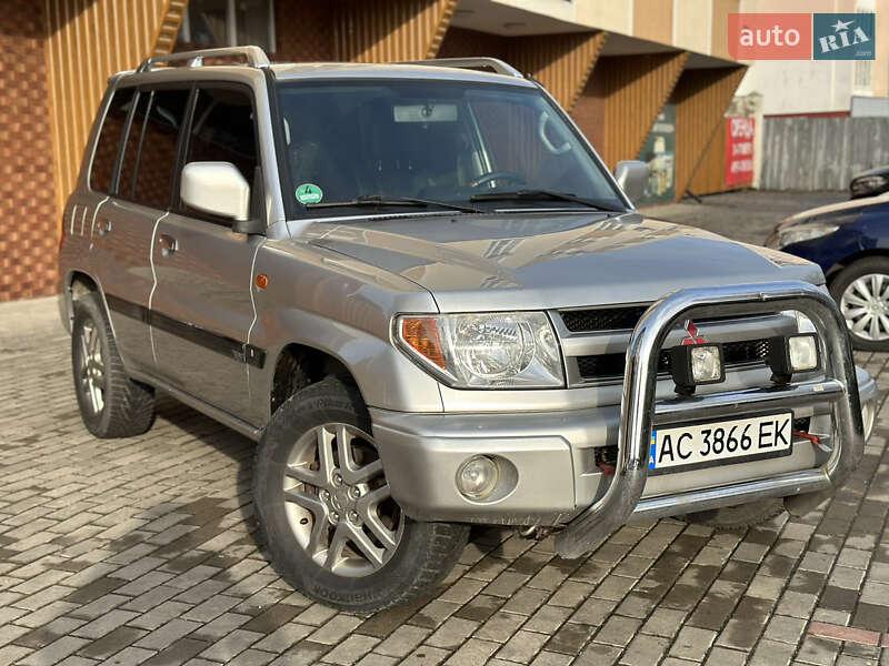 Mitsubishi Pajero pinin (2003)