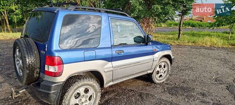 Mitsubishi Pajero pinin (1999)