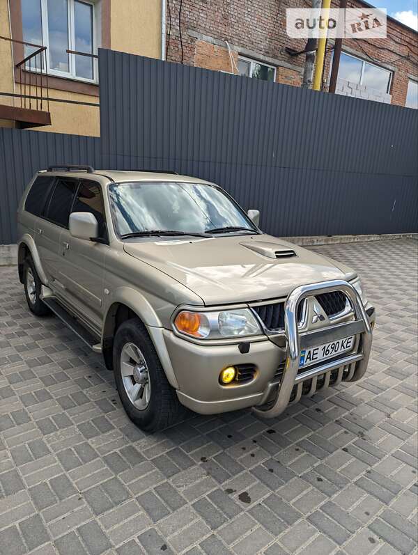 Mitsubishi Pajero sport (2007)