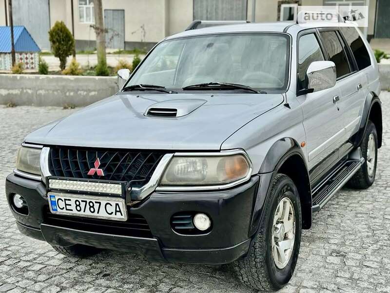 Mitsubishi Pajero sport (2003)