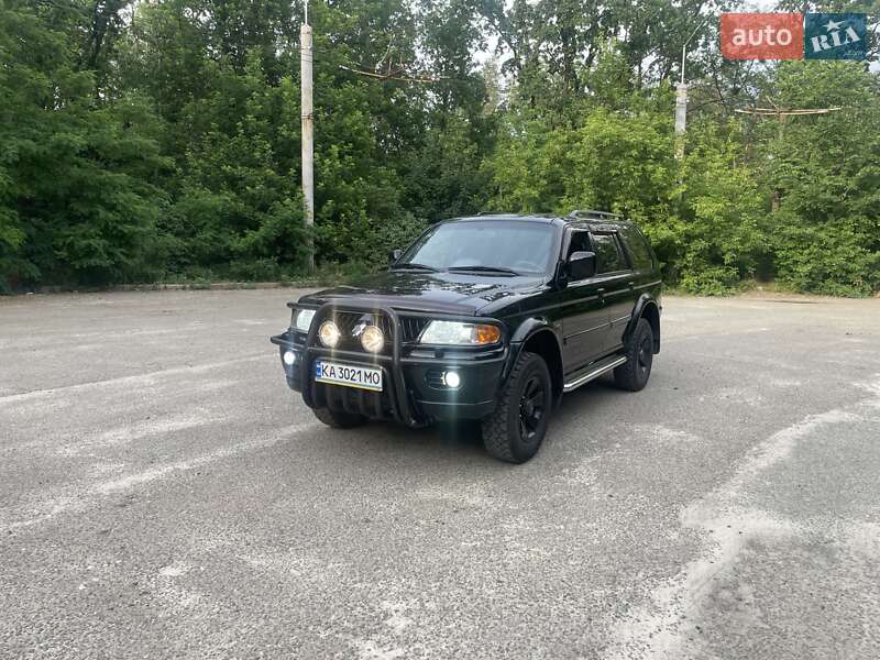 Mitsubishi Pajero sport (2007)