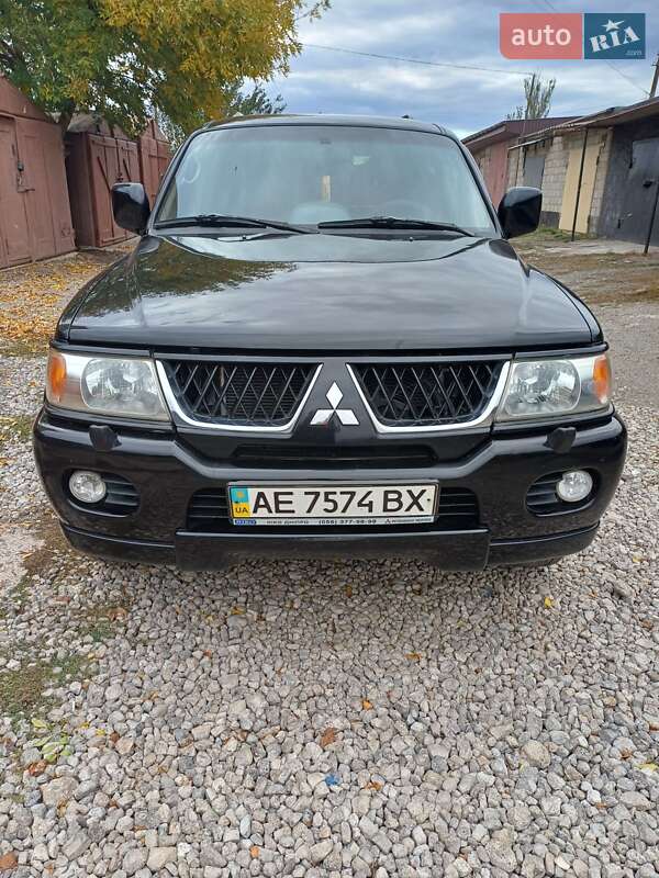 Mitsubishi Pajero sport (2007)