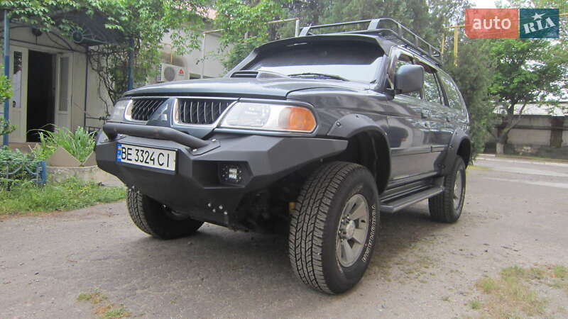 Mitsubishi Pajero sport (2008)
