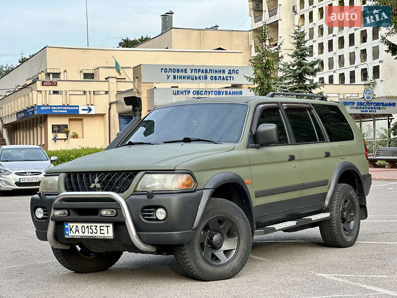 Mitsubishi Pajero sport (2002)