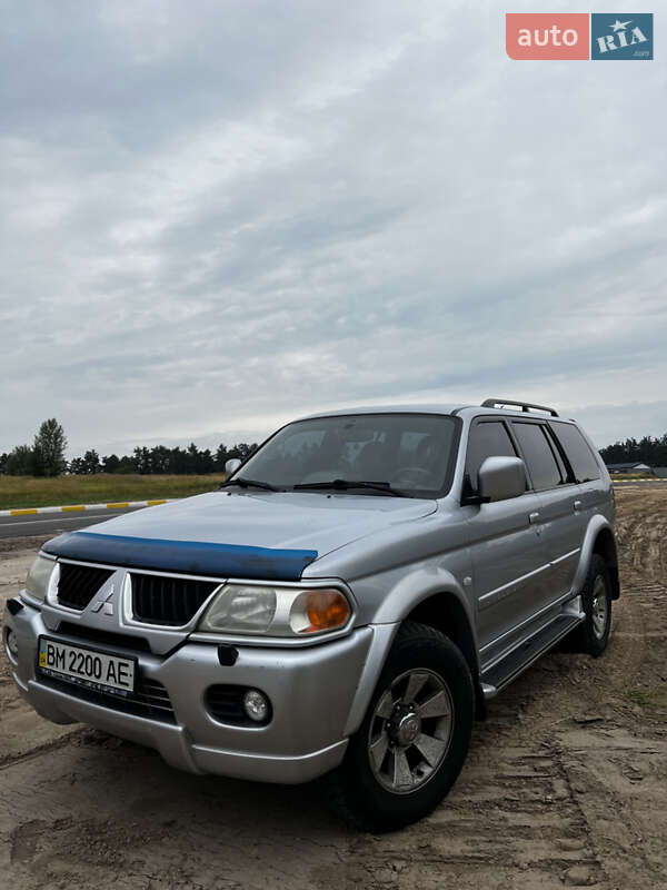 Mitsubishi Pajero sport (2007)
