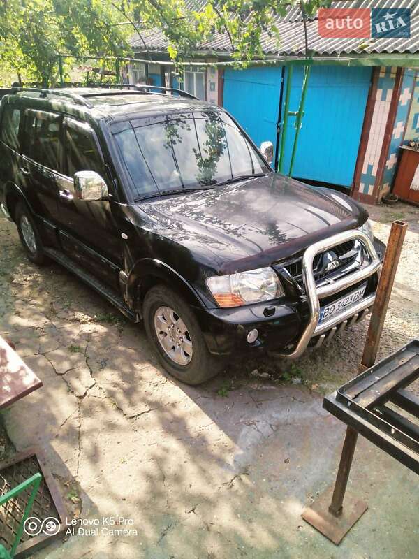 Mitsubishi Pajero wagon (2006)