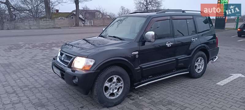 Mitsubishi Pajero wagon (2006)