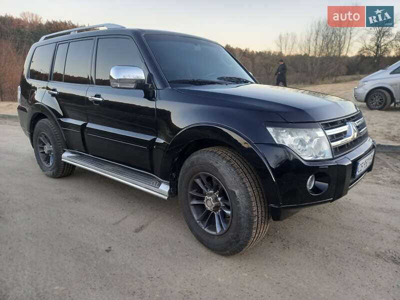 Mitsubishi Pajero (2007)