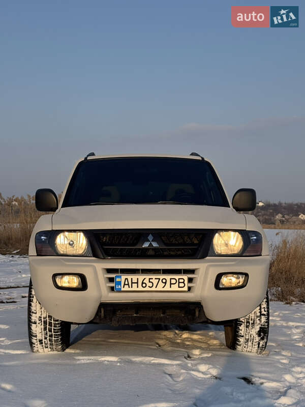 Mitsubishi Pajero (2001)