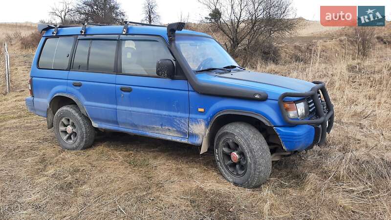 Mitsubishi Pajero (1996)