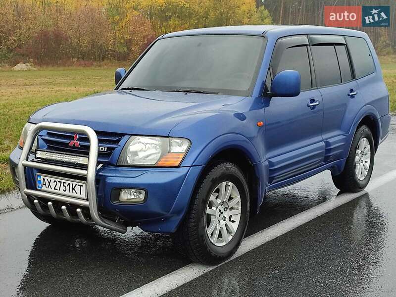 Mitsubishi Pajero (2000)