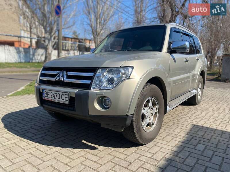 Mitsubishi Pajero (2007)