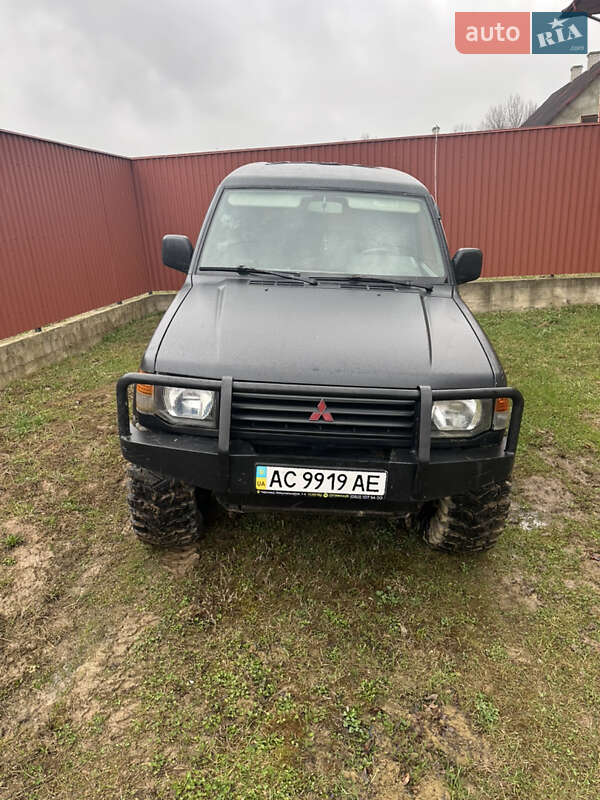 Mitsubishi Pajero (1996)