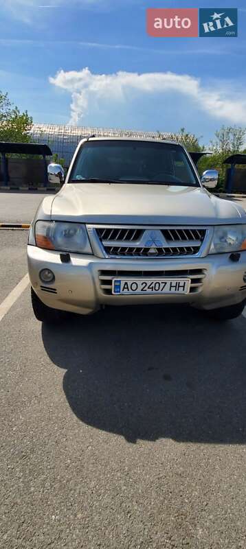 Mitsubishi Pajero (2006)