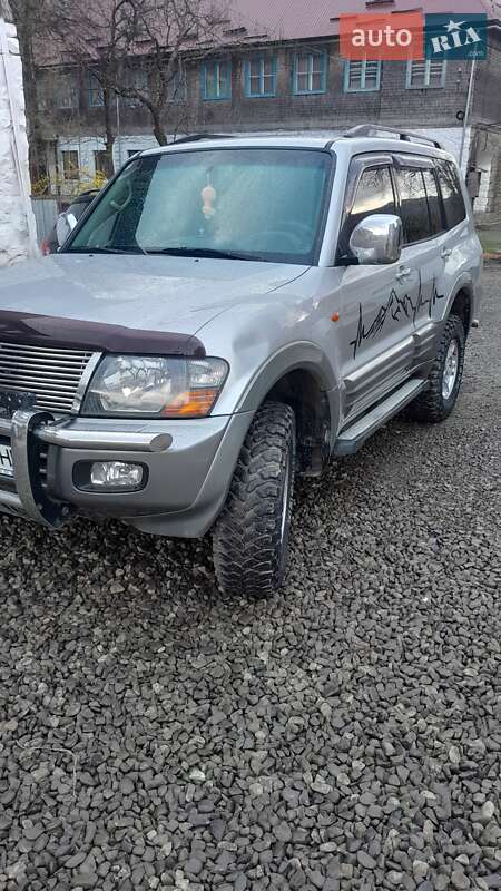 Mitsubishi Pajero (2002)