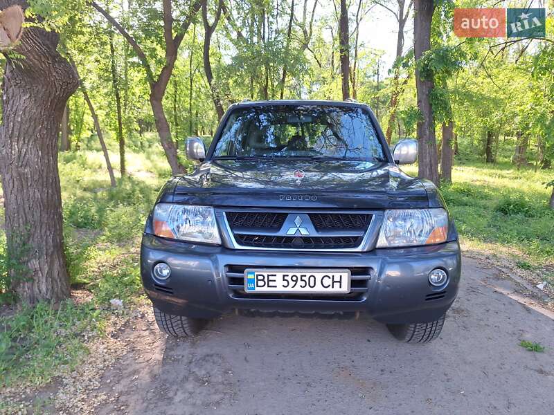 Mitsubishi Pajero (2007)