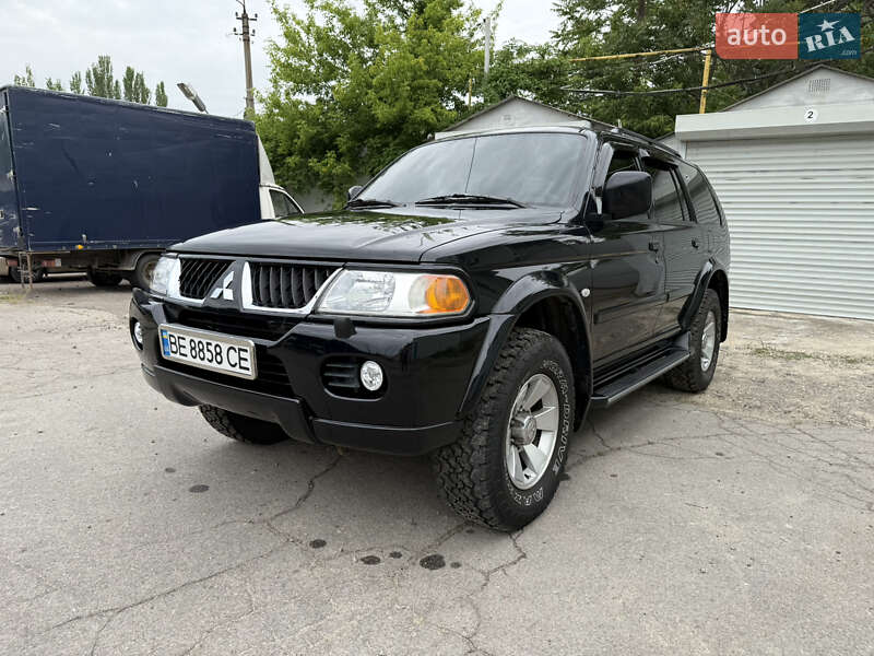 Mitsubishi Pajero (2007)
