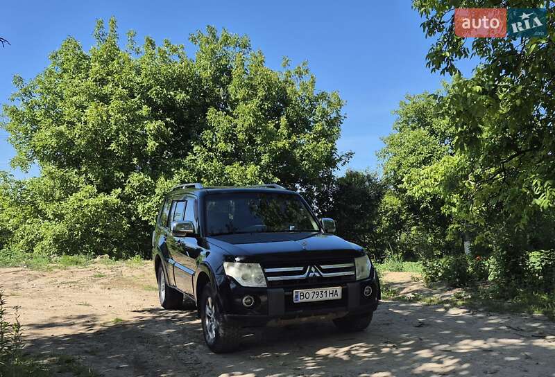 Mitsubishi Pajero (2007)