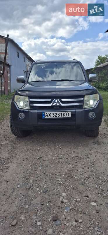 Mitsubishi Pajero (2007)
