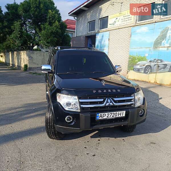 Mitsubishi Pajero (2008)