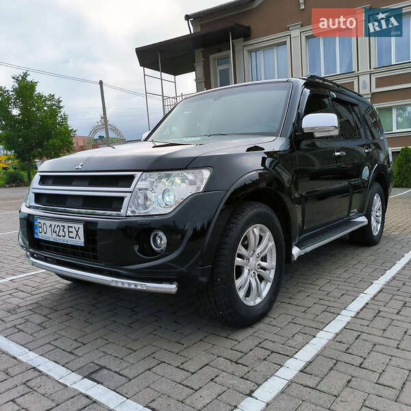 Mitsubishi Pajero (2014)