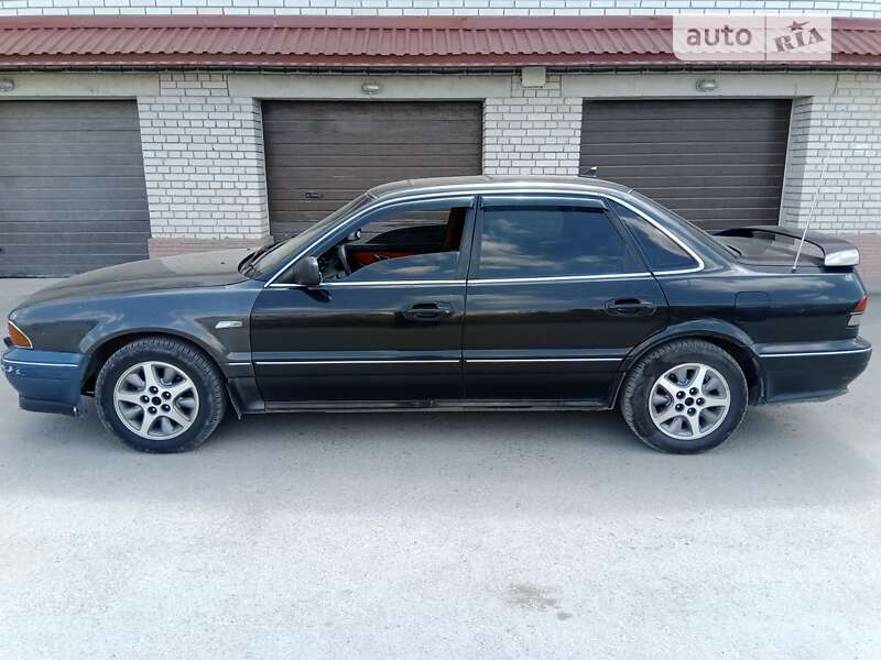 Mitsubishi Sigma (1992)