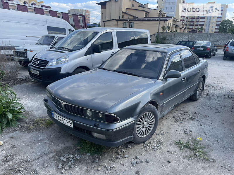 Mitsubishi Sigma (1992)